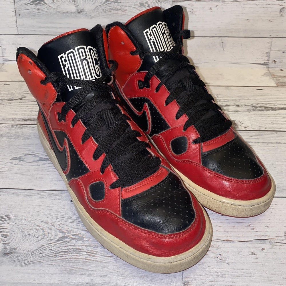Nike Force Shoes Boys 7Y Red Black High Top 2015‎ Basketball Athletic 615158-602
